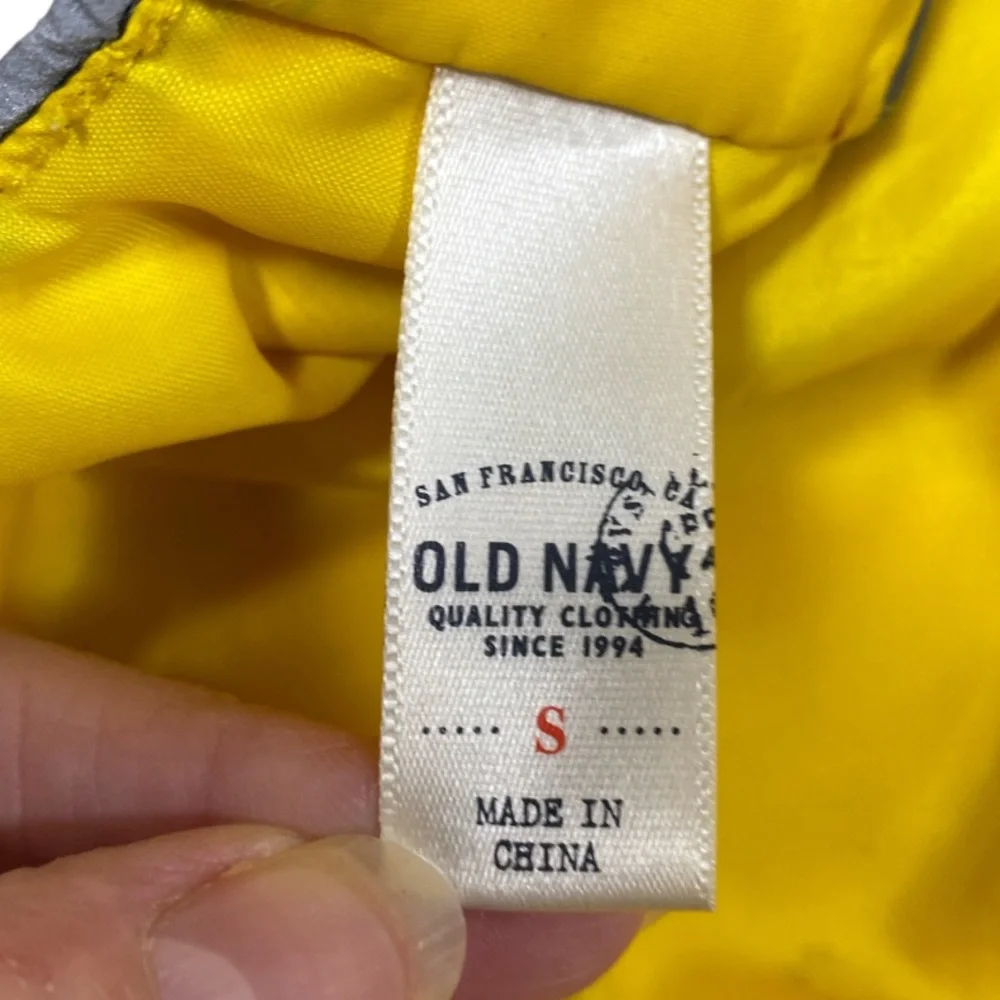 OLD NAVY Doggie Raincoat Size Small (more on the medium side)